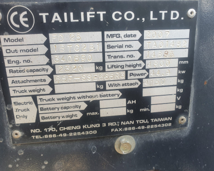 heftruck tailift 25 